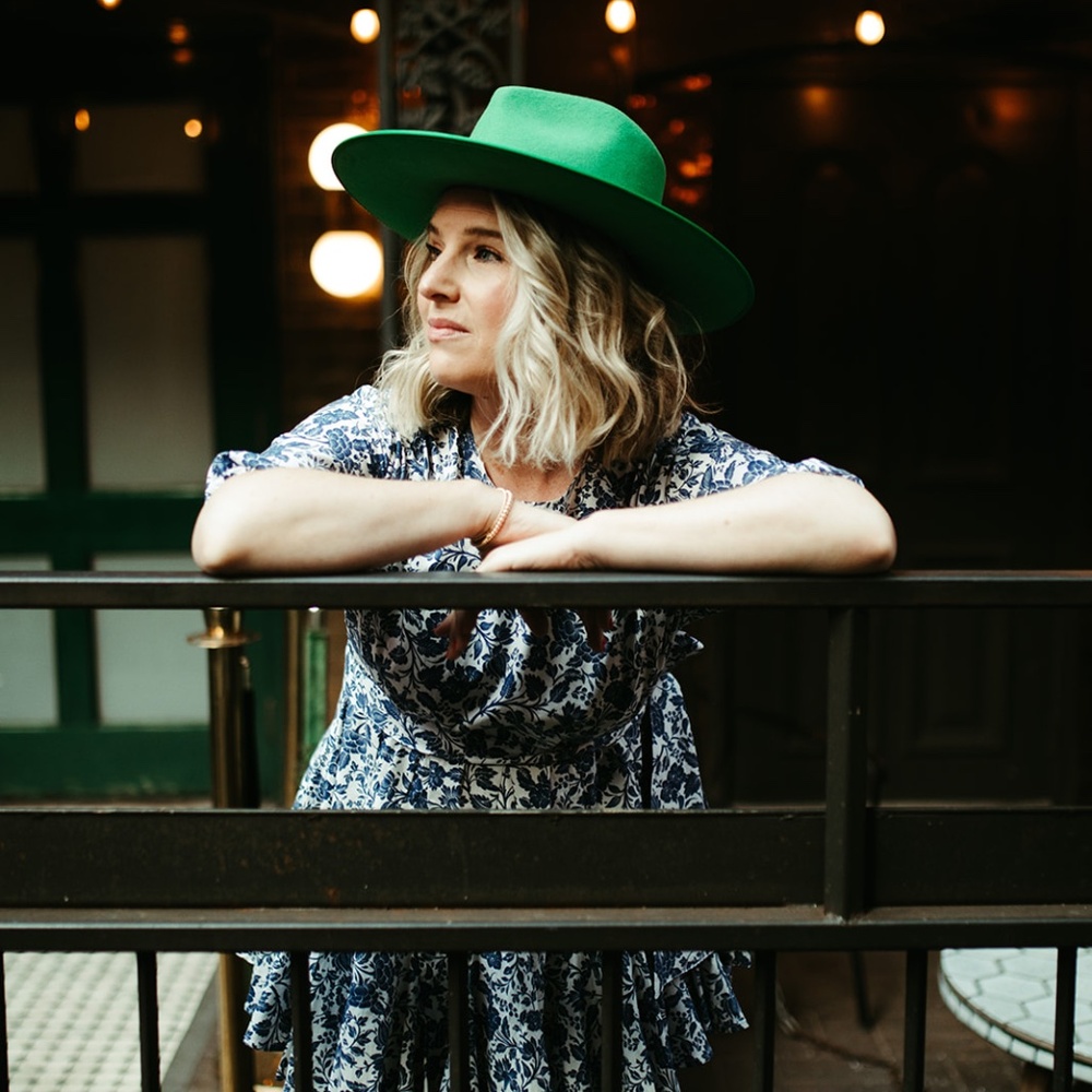 Meet your Posher, Carla